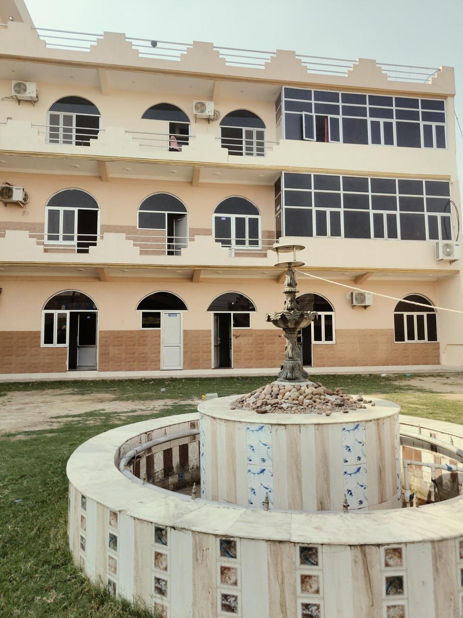 Sneh Bandhan Banquet & Lawn Kanpur Ngoại thất bức ảnh